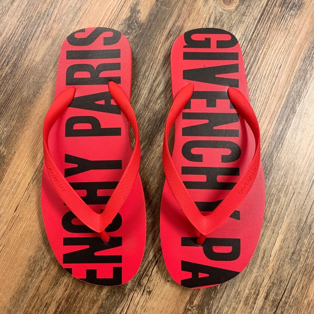 Givenchy Men’s Flip Flops